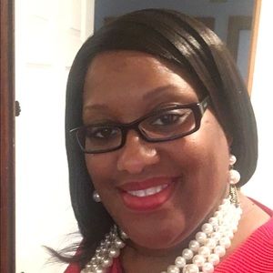 Meet your Posher, Dana